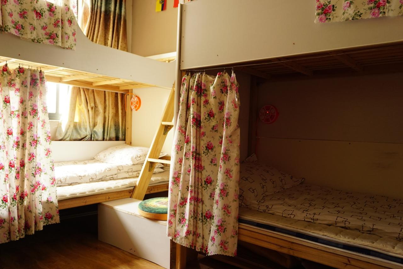 Huanlesong Youth Hostel Wuhan Exterior photo