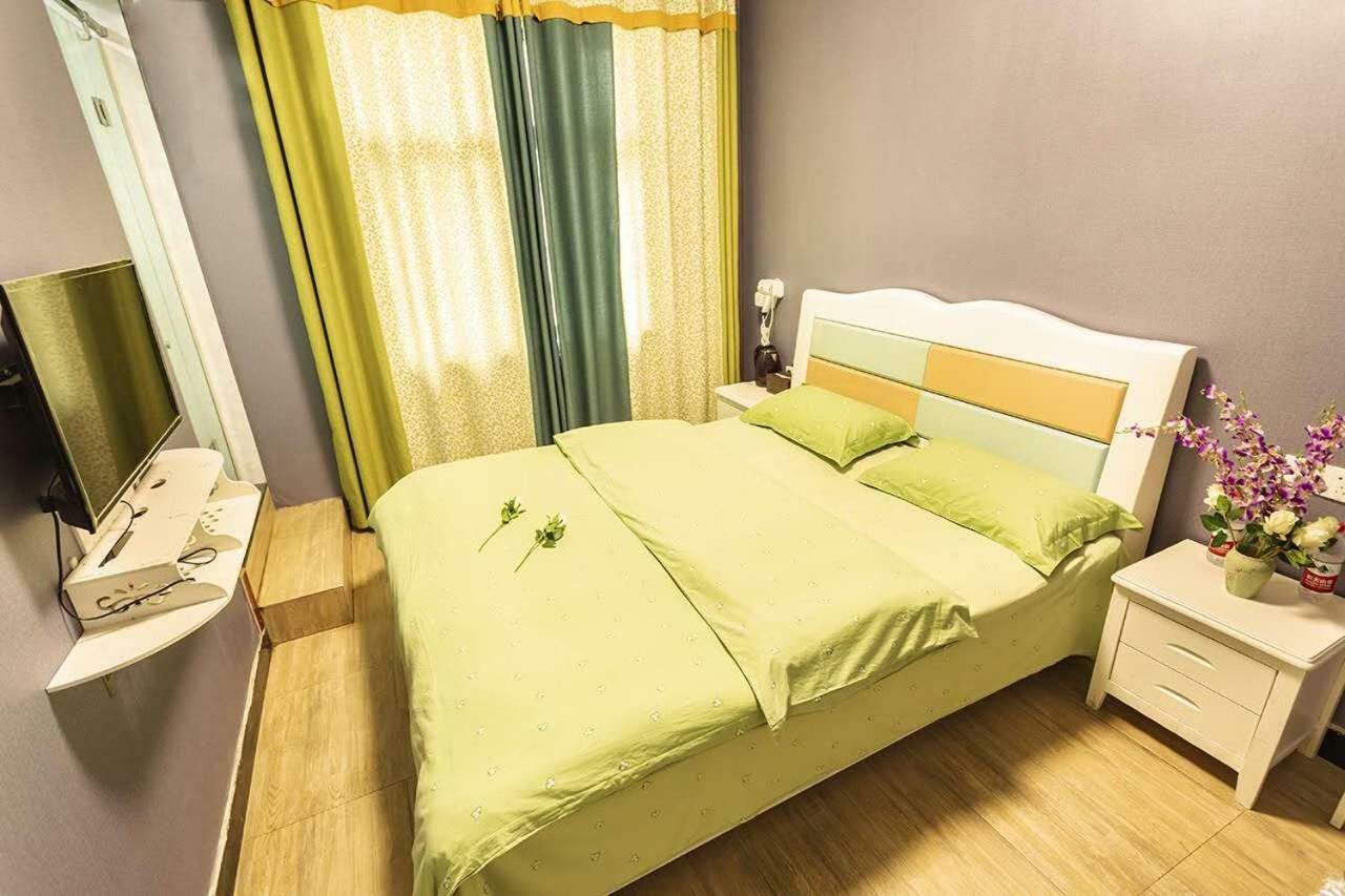 Huanlesong Youth Hostel Wuhan Exterior photo