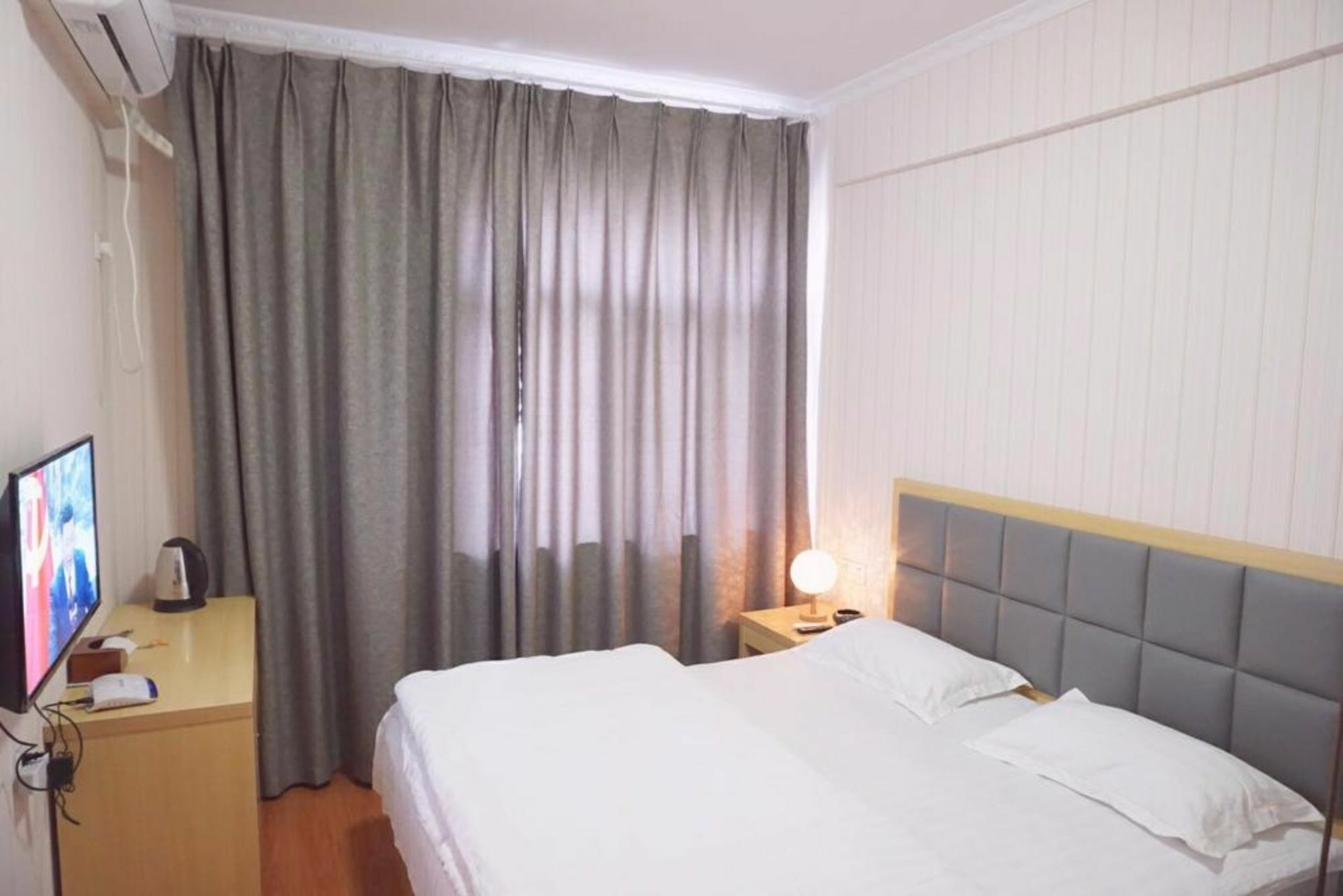 Huanlesong Youth Hostel Wuhan Exterior photo